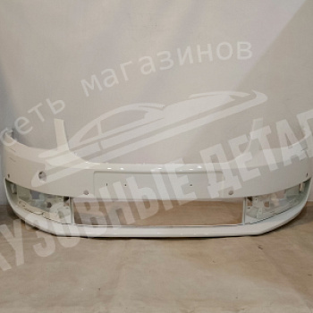 Бампер передний Skoda Octavia A7 под сонары и омыватель 0Q Pure White Белый