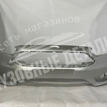 Бампер передний Ford Focus 3+ 2431C Moondust Silver Серебристый