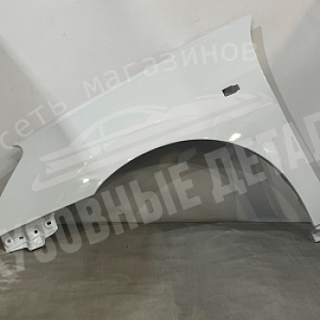 Крыло ЛЕВОЕ Nissan Almera G15 ZY2 221 White, Blanc Glacier Белый