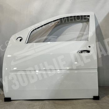 Дверь Renault Logan передняя ЛЕВАЯ 369 Blanc Glacier Белый без отв. под молдинг