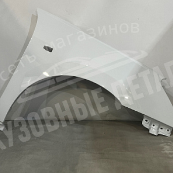 Крыло ПРАВОЕ Nissan Almera G15 ZY2 221 White, Blanc Glacier Белый