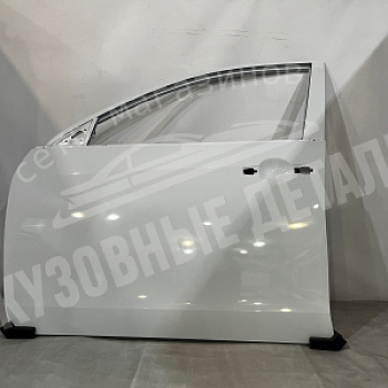 Дверь передняя ЛЕВАЯ Nissan Almera G15 ZY2 221 White, Blanc Glacier Белый